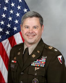 Commander