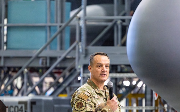 Command chief addresses 153rd Airlift Wing Airmen