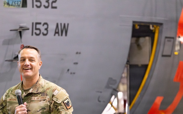 Command chief addresses 153rd Airlift Wing Airmen