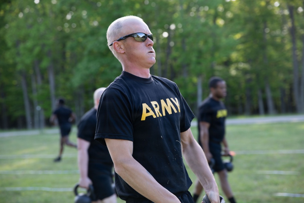 3rd Battalion 126th Reginment perform the Army Fittness Test