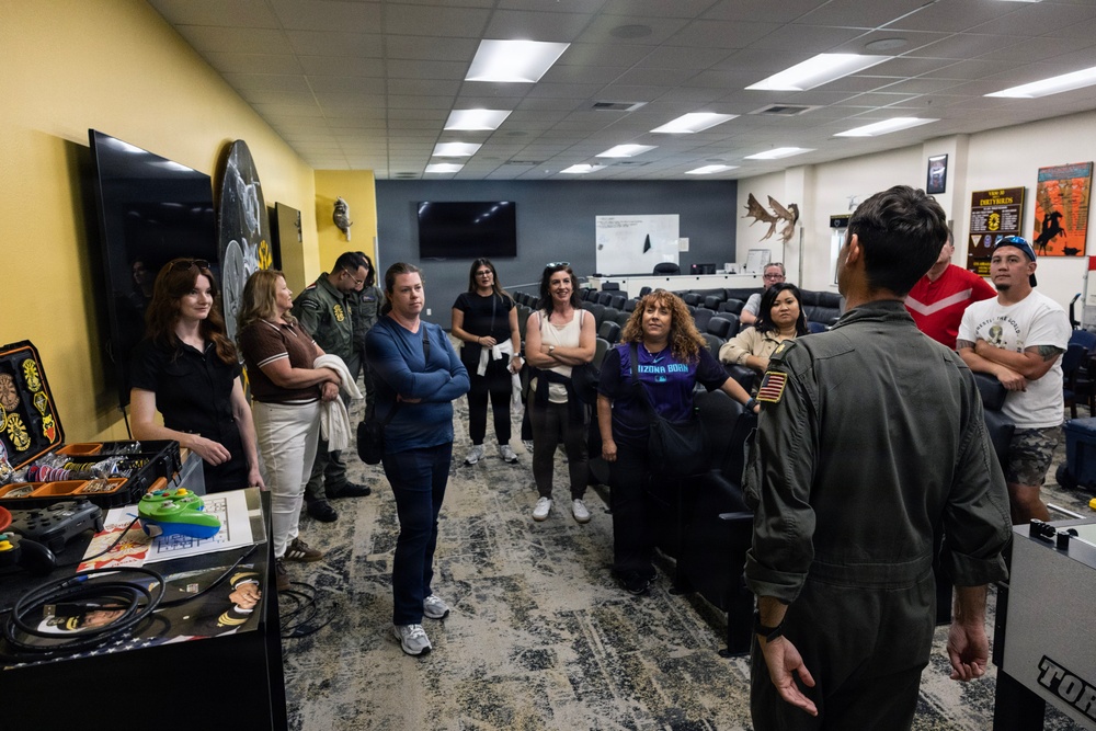 NTAG Phoenix Conducts Education Orientation Visit with Arizona, New Mexico Educators
