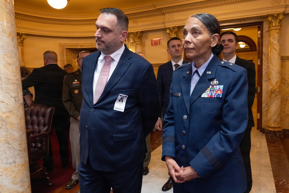 SPP partners tour New Jersey State House