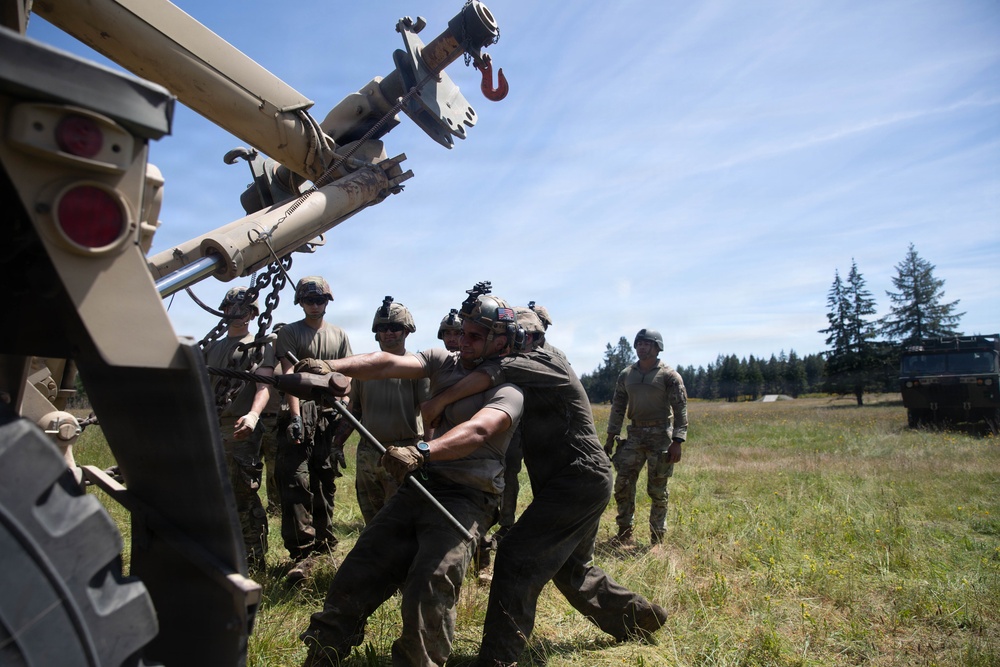1st SFG(A) conducts H8 wheeled vehicle recovery training
