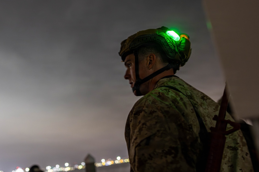 2nd Bn., 5th Marines rehearse clandestine landing