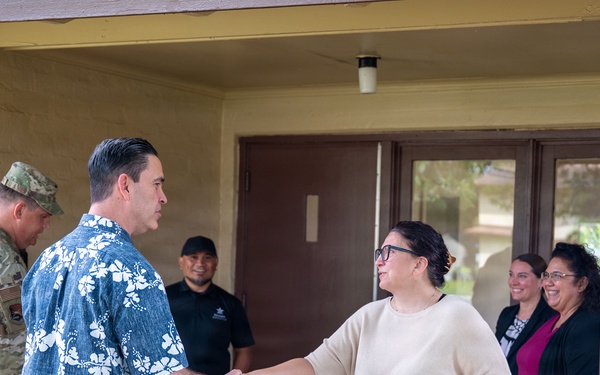 SAF/IE tours Hickam facilities