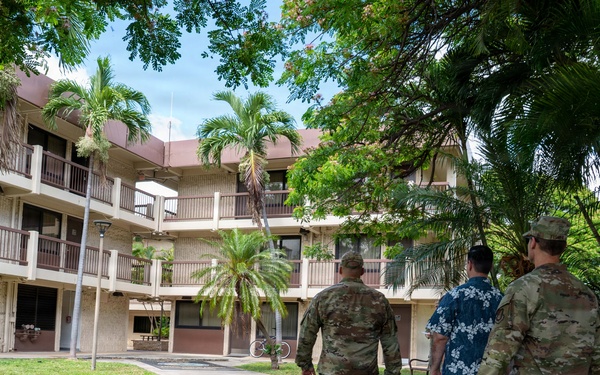 SAF/IE tour Hickam facilities