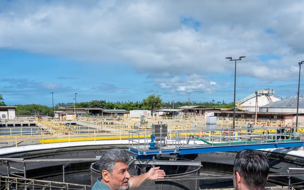 SAF/IE tours Hickam facilities