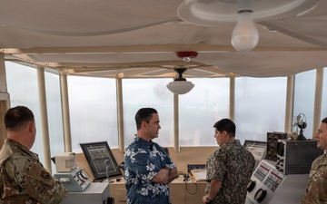 SAF/IE tours Hickam facilities