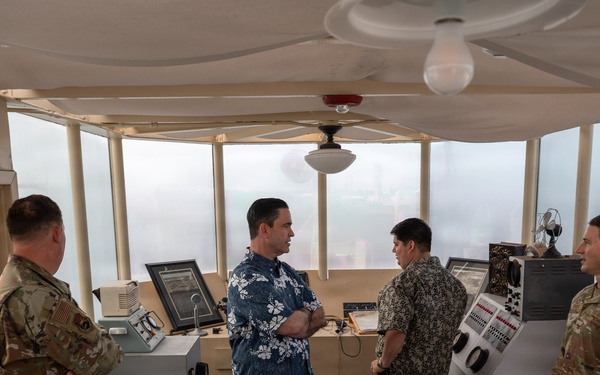 SAF/IE tours Hickam facilities