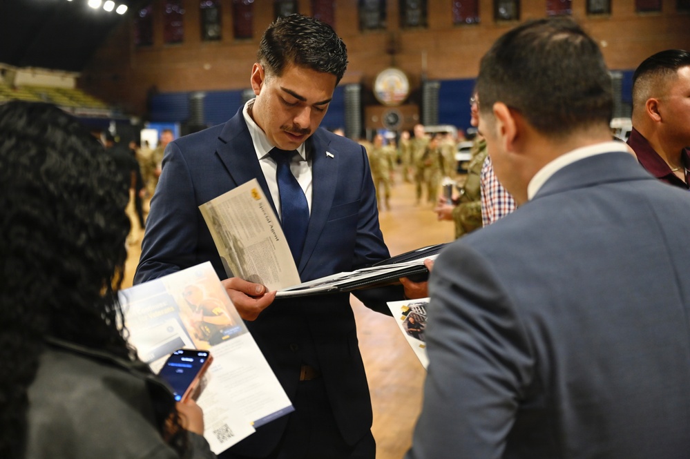 D.C. National Guard Hosts Law Enforcement Career Fair