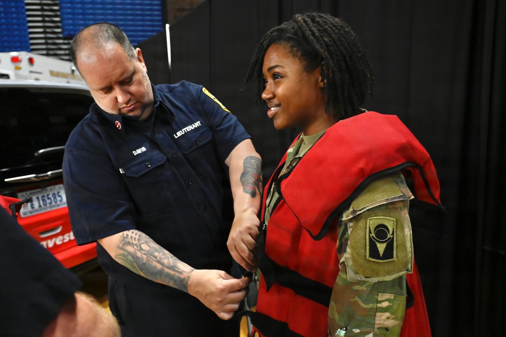 D.C. National Guard Hosts Law Enforcement Career Fair