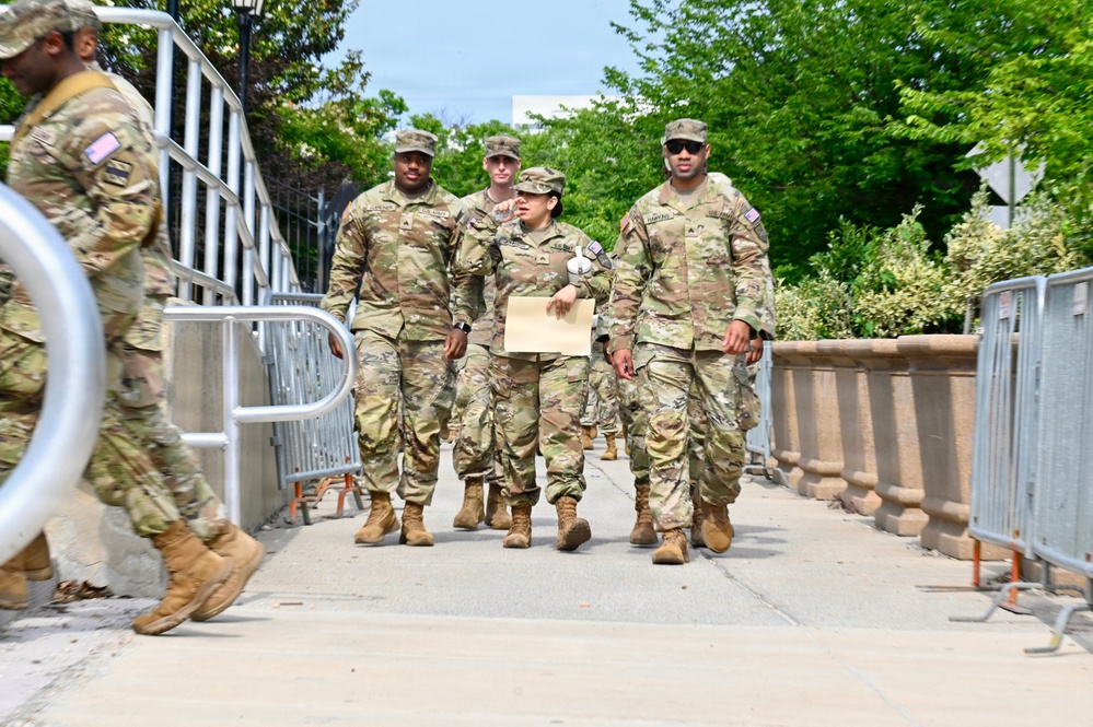 D.C. National Guard Hosts Law Enforcement Career Fair