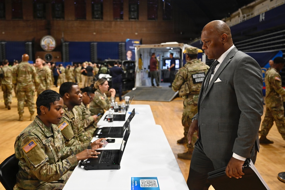 D.C. National Guard Hosts Law Enforcement Career Fair