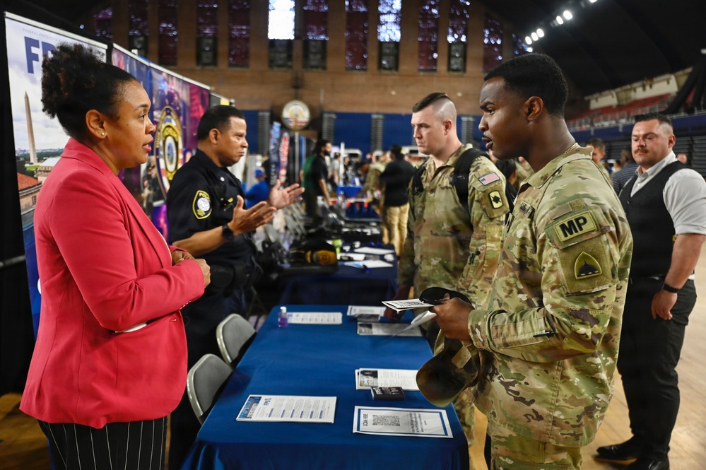 D.C. National Guard Hosts Law Enforcement Career Fair