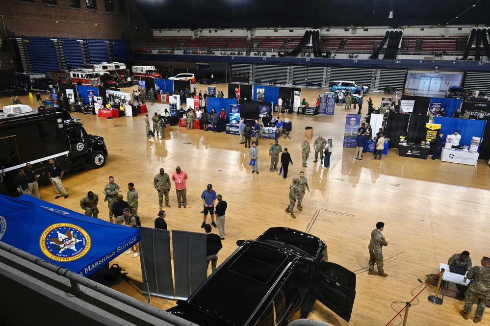 D.C. National Guard Hosts Law Enforcement Career Fair