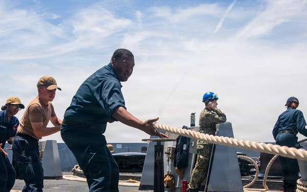 USS Arlington (LPD 24) conducts sea and anchor during TCAT