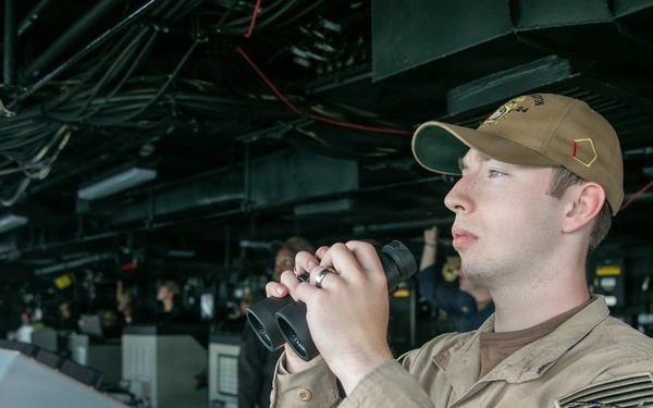 USS Arlington (LPD 24) conducts sea and anchor during TCAT