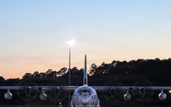 VMGR-352 transports VMM-165 equipment