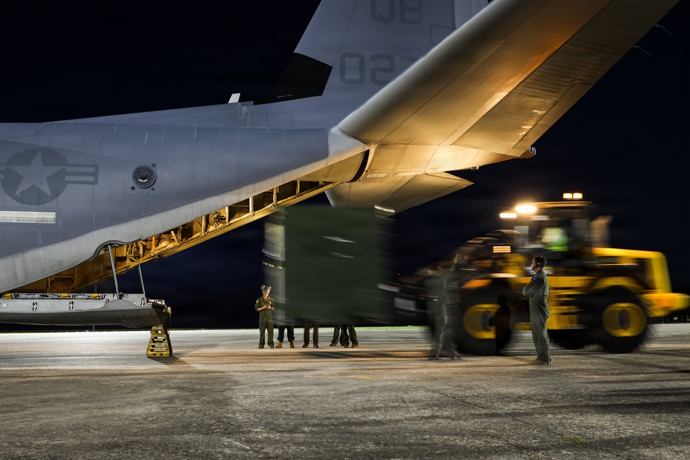 VMGR-352 transports VMM-165 equipment