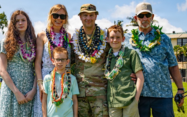 25th Division Sustainment Troops Battalion Change of Command Ceremony