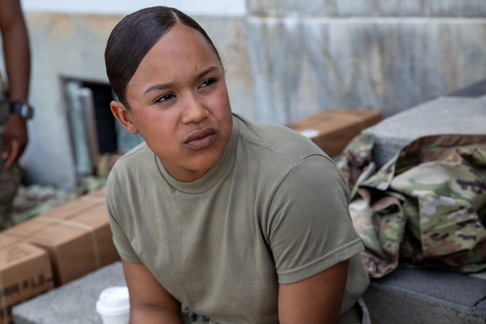 Army Reserve Civil Affairs soldiers train with the New Jersey Army National Guard