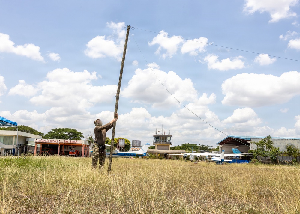 Armed Forces of the Philippines, U.S. special operations forces conduct communication exercise