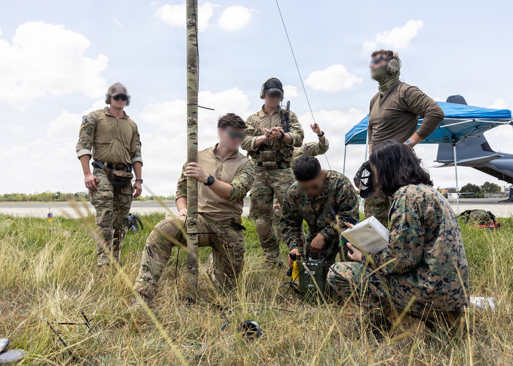Armed Forces of the Philippines, U.S. special operations forces conduct communication exercise
