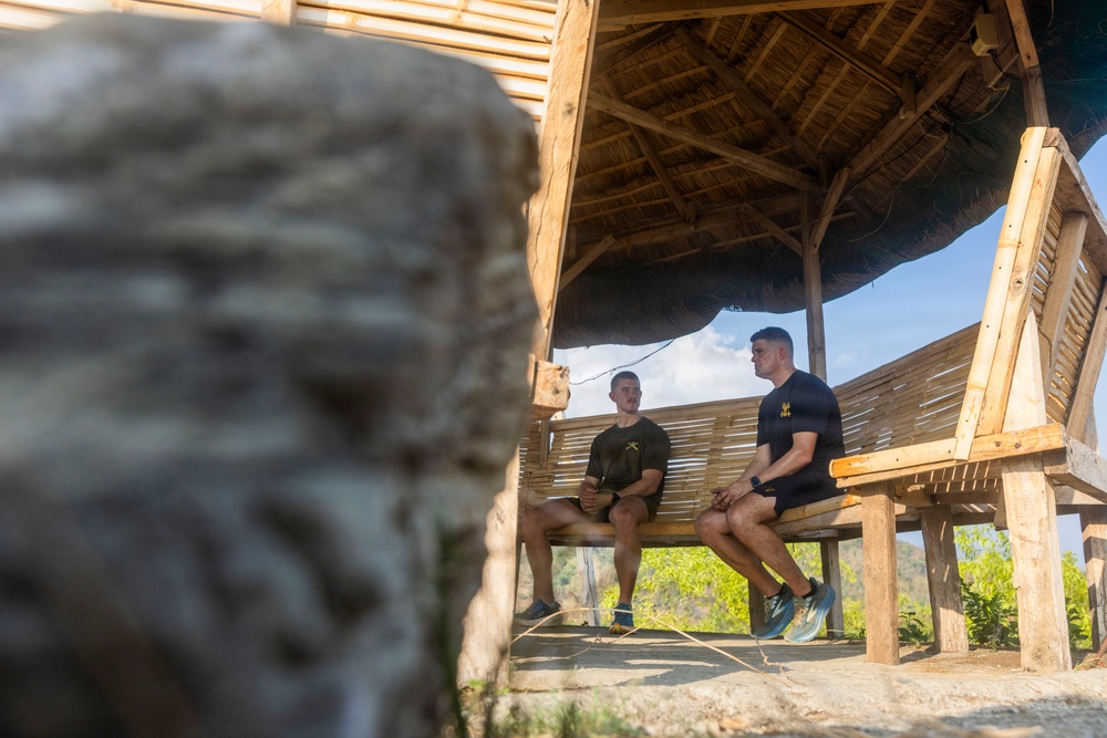 3rd MLR participates in a spiritual fitness class [Image 7 of 11]
