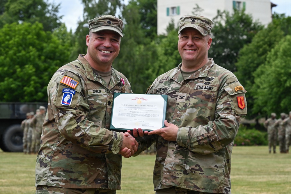 1-77 FAR Change of Command