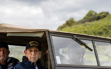 D-Day 82: Veterans arrive at Navy monument