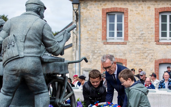 French Resistance Ceremony during D-Day 82