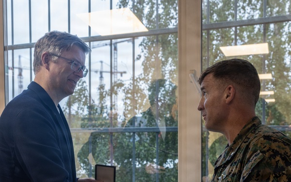 U.S Marines meet with Permanent Secretary of the Ministry of Defense of Estonia