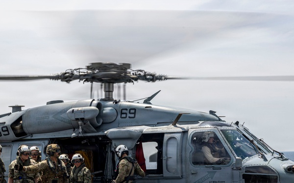 11th MEU, BOXARG Leadership Visit USS Portland