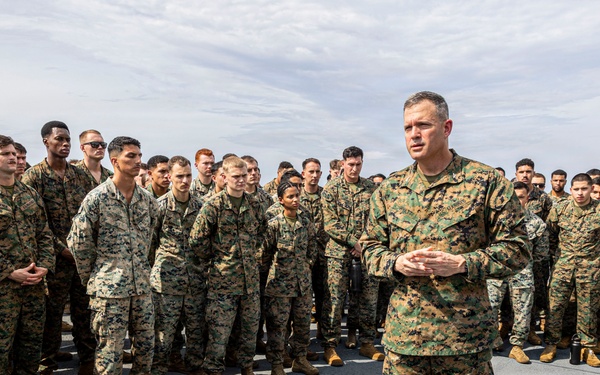11th MEU, BOXARG Leadership Visit USS Portland