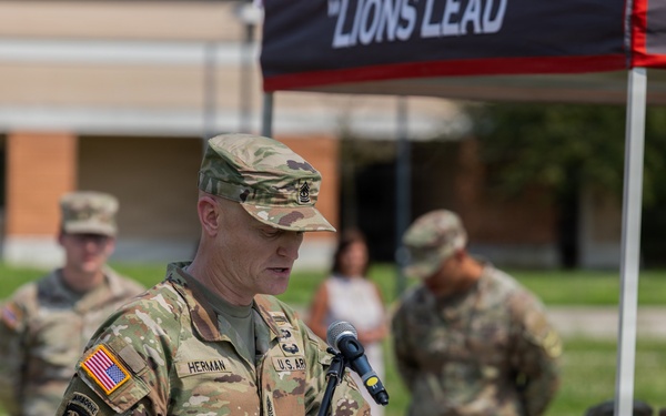 Intelligence and Sustainment Company conducts change of responsibility ceremony