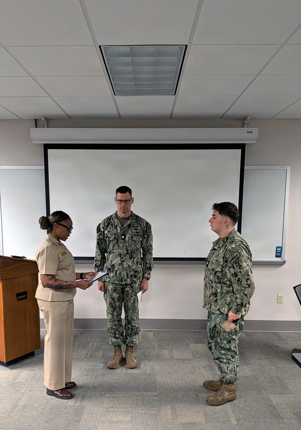 LS3 Jones reenlists