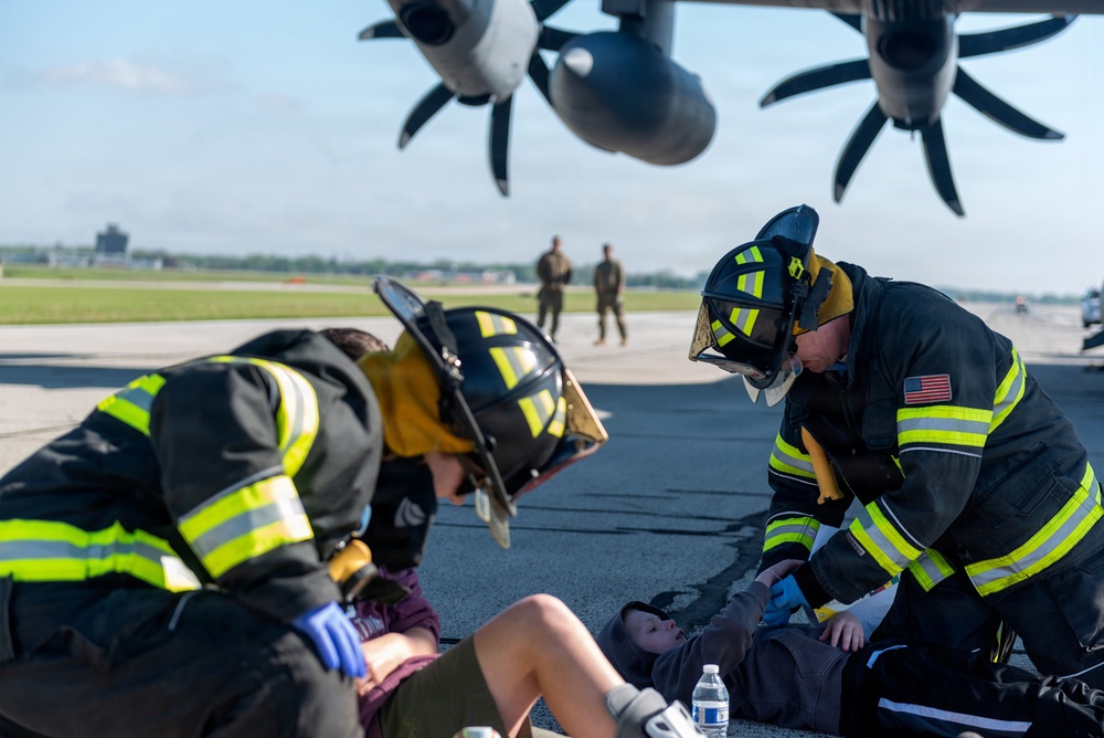 Metropolitan Airport Authority of Peoria conducts 2026 Major Accident Response Exercise (MARE) in Peoria, Ill., April 25, 2026