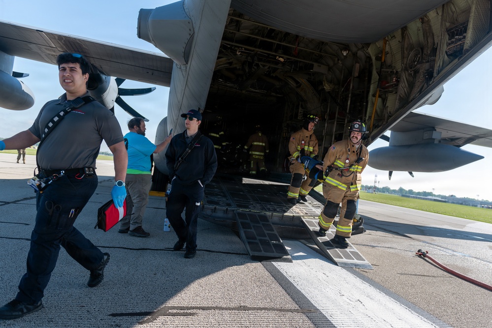 Metropolitan Airport Authority of Peoria conducts 2026 Major Accident Response Exercise (MARE) in Peoria, Ill., April 25, 2026