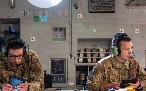 911th AES sharpens in-flight medical readiness