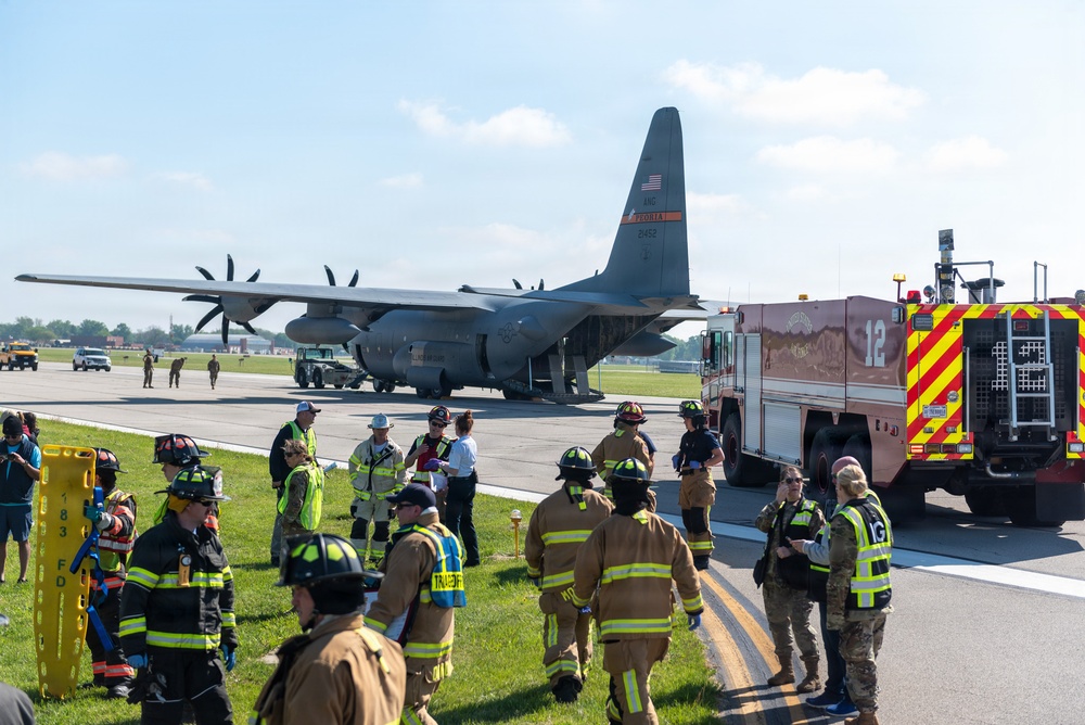Metropolitan Airport Authority of Peoria conducts 2026 Major Accident Response Exercise (MARE) in Peoria, Ill., April 25, 2026