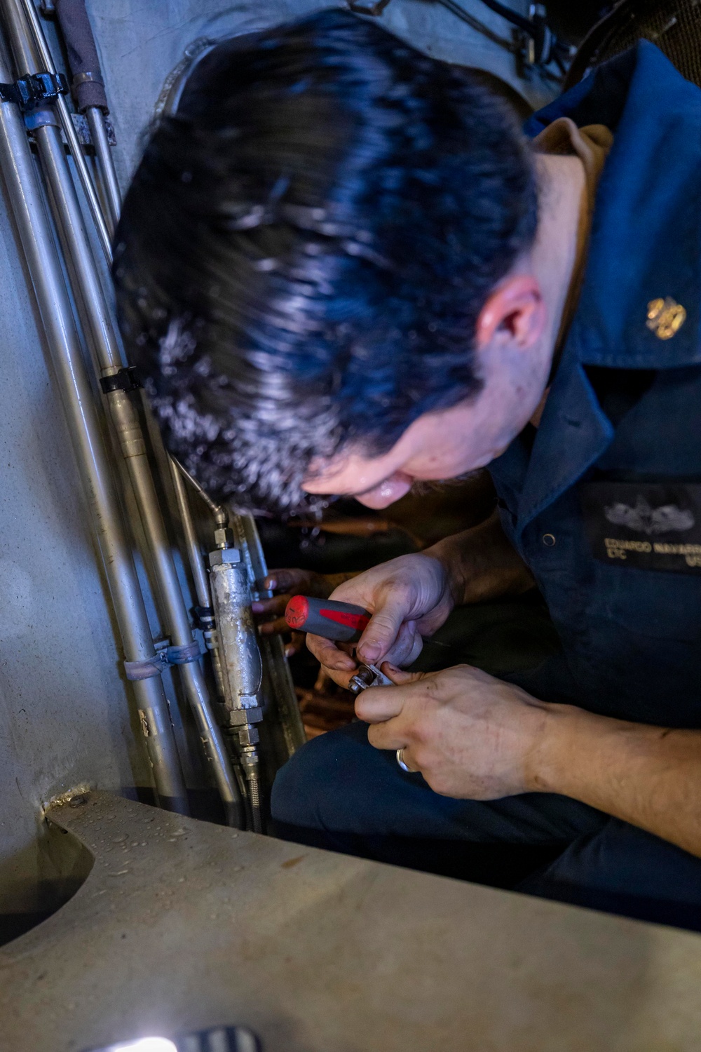 USS Iwo Jima Sailors Conduct LCAC Maintenance