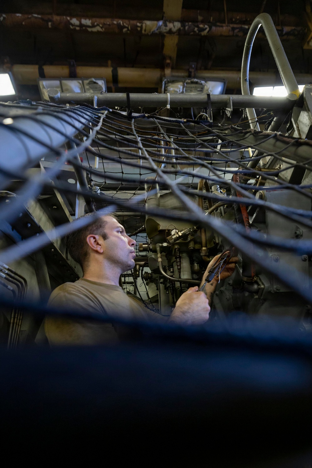 USS Iwo Jima Sailors Conduct LCAC Maintenance