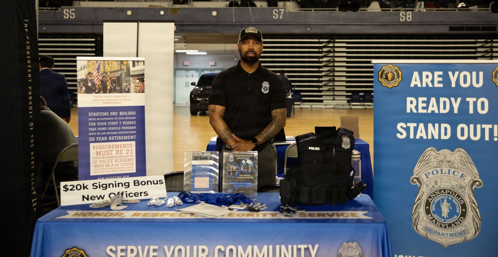 DCNG Hosts Law Enforcement Job Fair