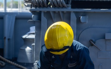 USS Iwo Jima Sea and Anchor Detail