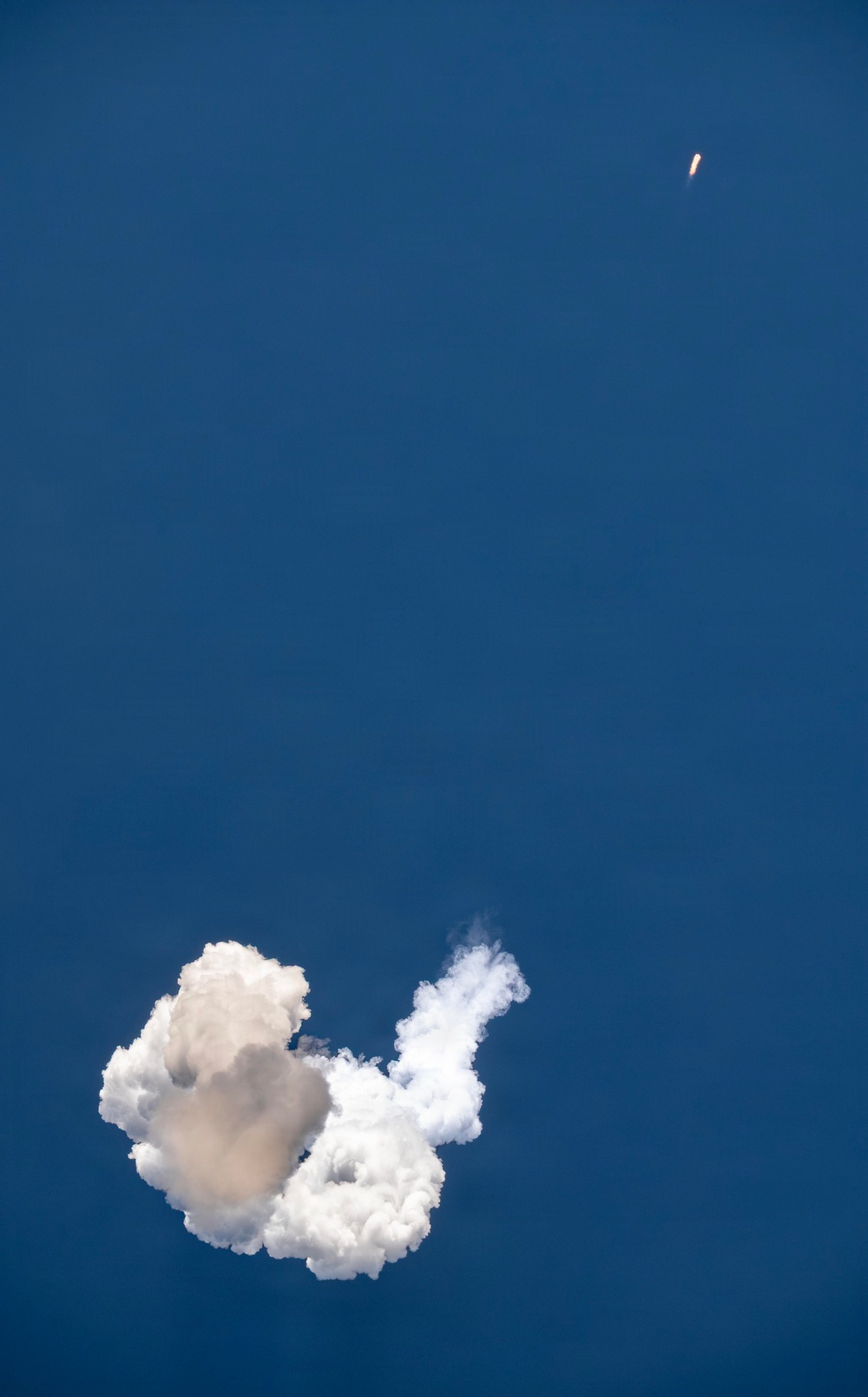 Falcon 9 | Starlink 10-43 Launch