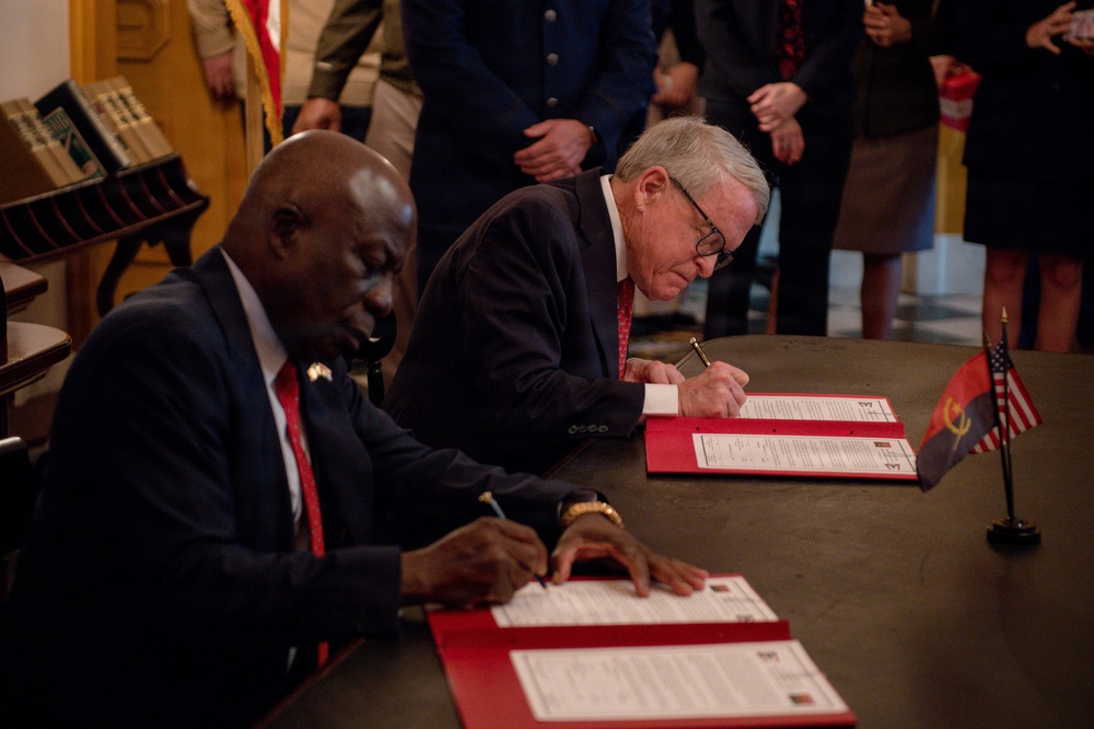 Ohio National Guard signs State Partnership Program agreement with the Republic of Angola