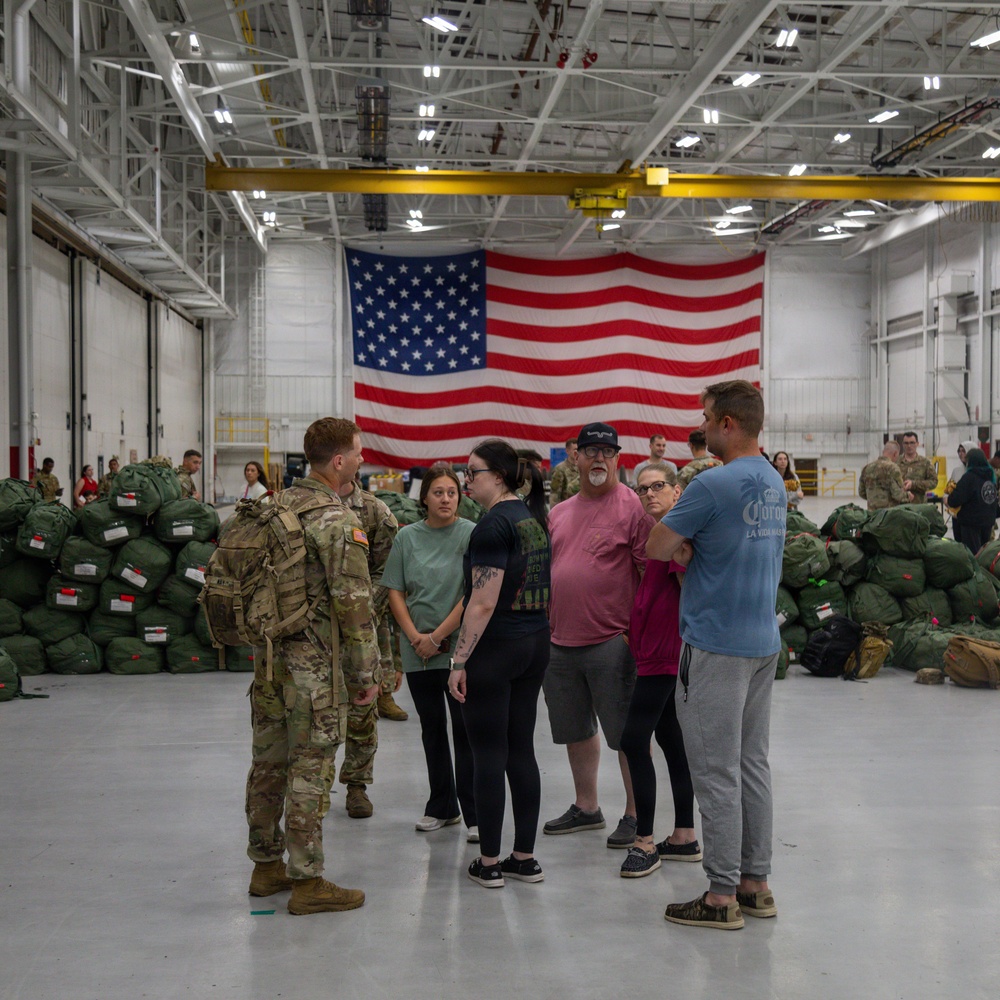 1CAB and HHBN soldiers deploy to Europe