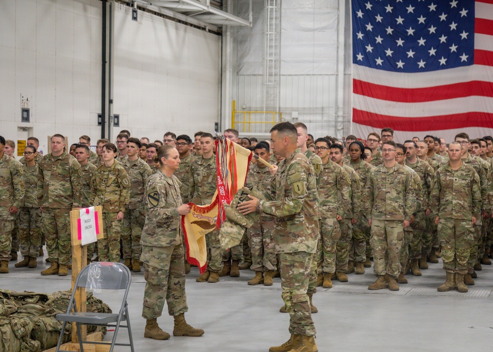 1CAB and HHBN soldiers deploy to Europe