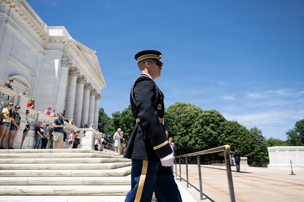 Commander of the Guard U.S. Army Capt. Sean Paul Stolarski Conducts His Last Walk as a Tomb Sentinel