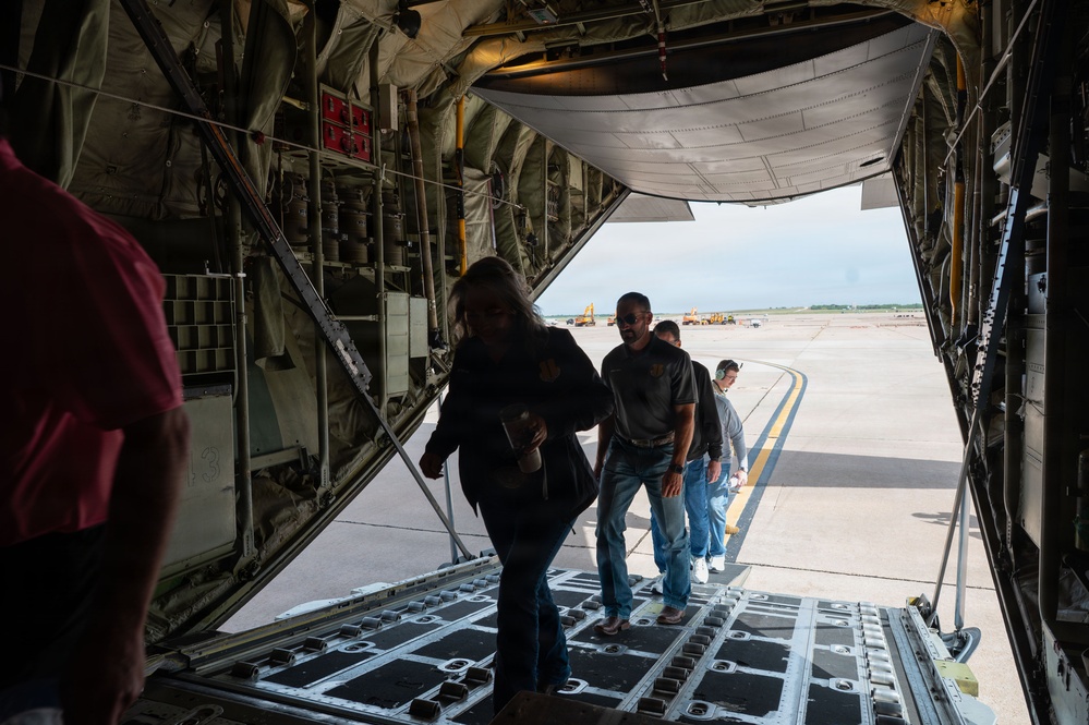 Dyess AFB Welcomes Goodfellow AFB Honorary Commanders